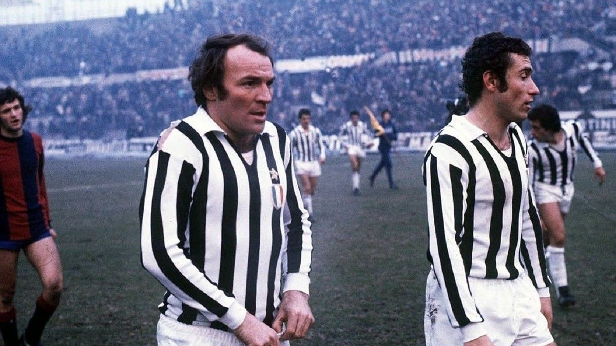 Jose Altafini in action for Juventus